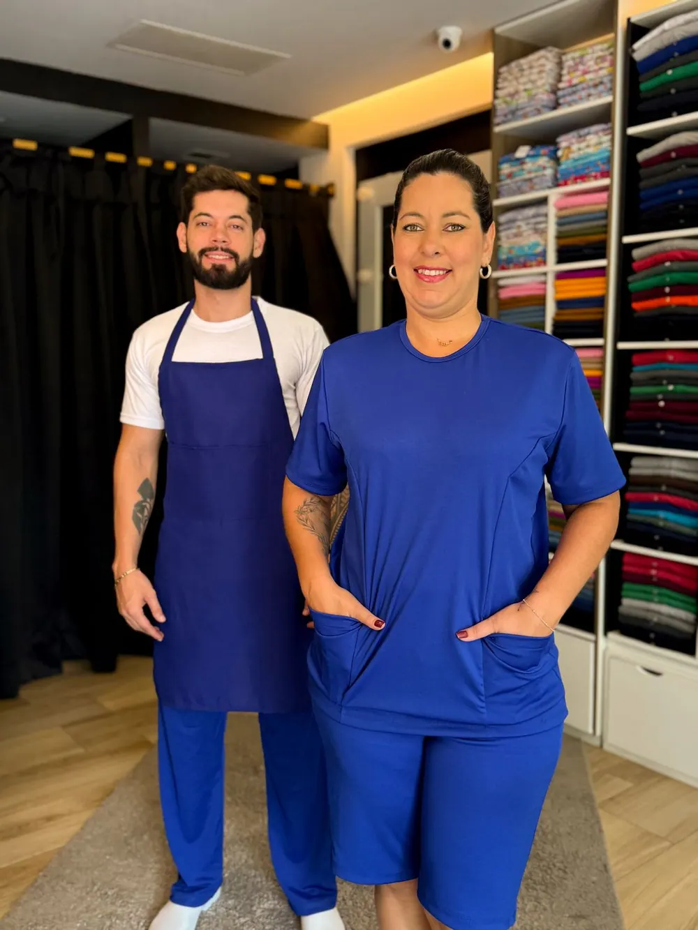 Equipe uniformizada com uniforme operacional